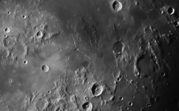 2017.08.13 Moon (Rima Hyginus, Rima Ariadaeus, Sinus Medii) - Astrophotography