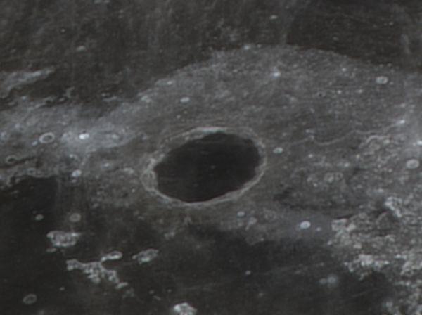 Plato, 8 oct 2014, 23:52 - Astrophotography