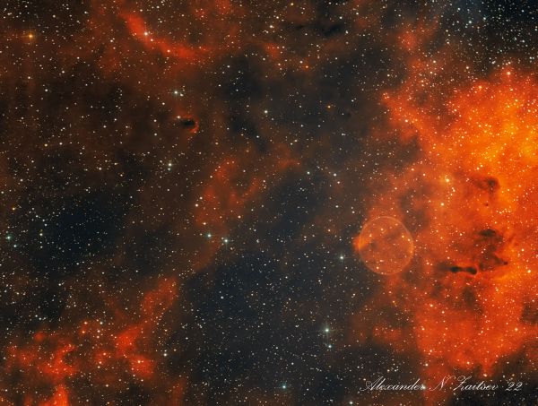 PN G75.5+1.7 in Ha+(Ha+OIII)+OIII palette (new version) - Astrophotography