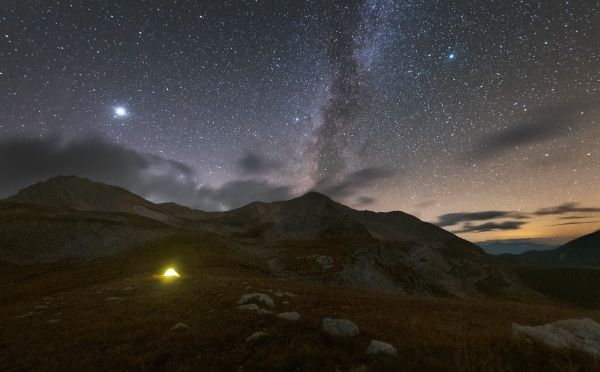 Overnight under Oshten - Astrophotography