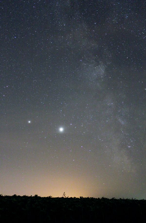 Jupiter and Saturn south of the Milky Way - Astrophotography