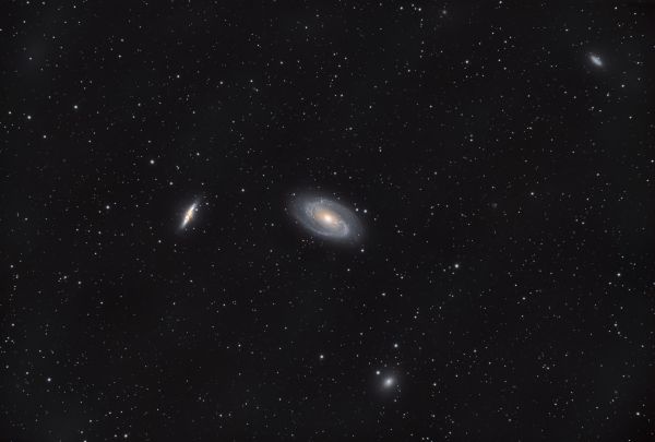 M81 Galassia di Bode (Bode Galaxy), M82 Galassia Sigaro (Starburst Galaxy), NGC 3077 Galaxy - Astrophotography