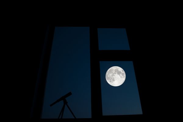 The Moon in the window - Astrophotography