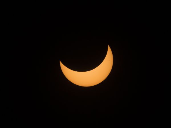 Solar eclipse of October 25, 2022, maximum phase in Moscow at 13:38 MSK. - Astrophotography