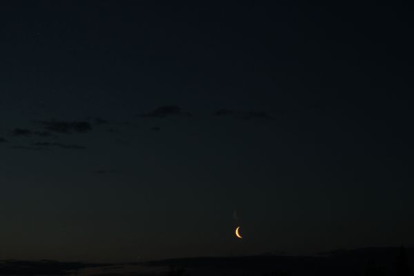 Close Approach of the Moon and Jupiter - Astrophotography
