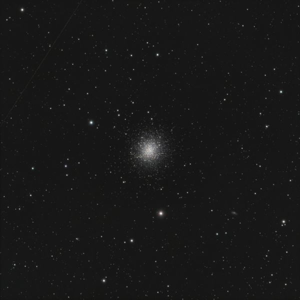 M 13 NGC 6205, GCL 45 Hercules Globular Cluster - Astrophotography