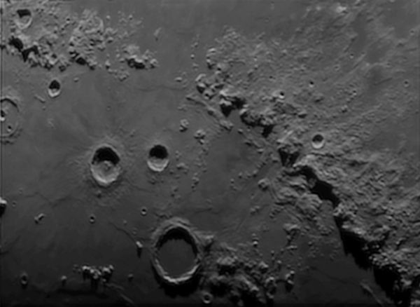 Lunar mountains - Astrophotography