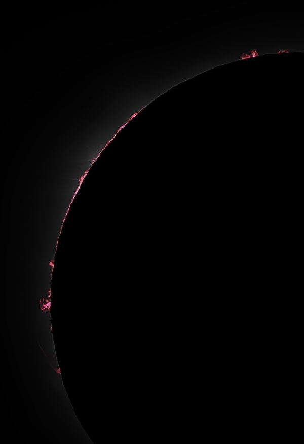 Total Solar Eclipse 08.04.2024. Chromosphere at second contact - Astrophotography