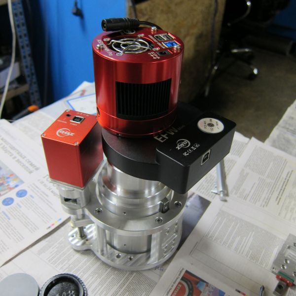 Focuser of the 425mm astrograph - Astrophotography