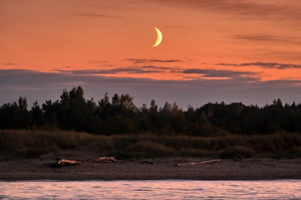 Moon set 10.2022 - Astrophotography