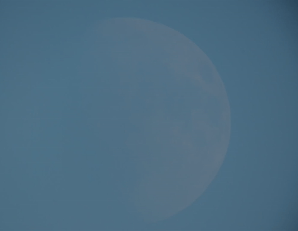 Airplane in front of the daytime Moon 14.08.24 - Astrophotography