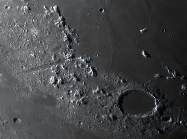 Plato + mountains - Astrophotography