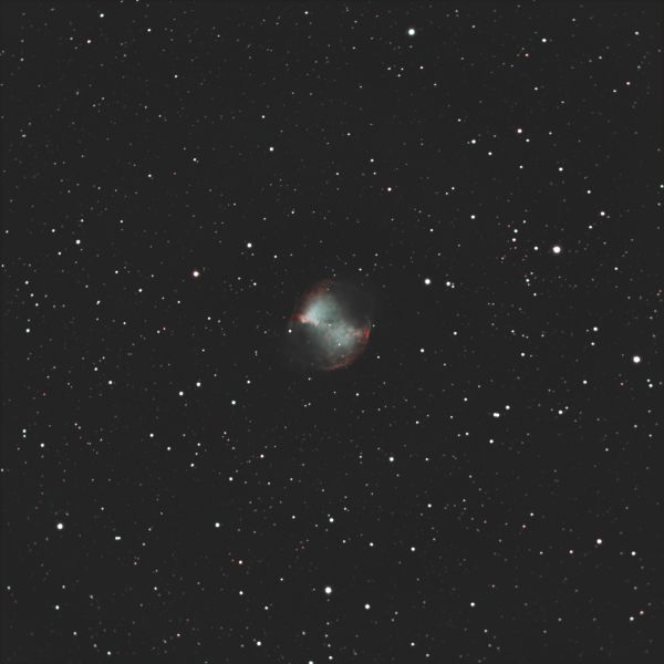M27 Dumbbell Nebula from a balcony in Moscow - Astrophotography