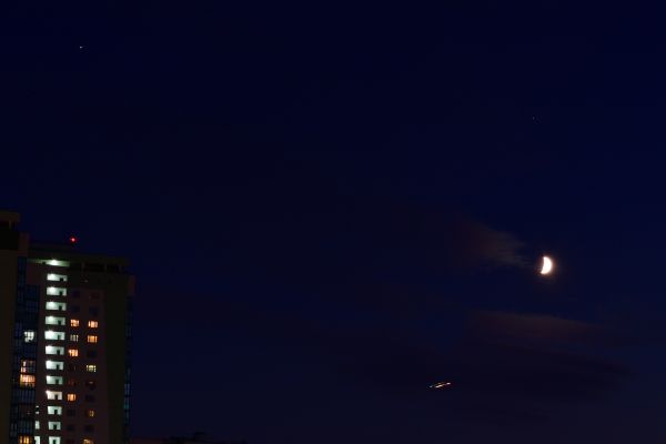 Close approach of the Moon, Saturn, and Jupiter (+airplane). 10.11.21 - Astrophotography