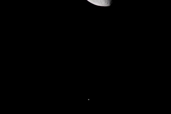 Close Approach of the Moon and Jupiter - Astrophotography