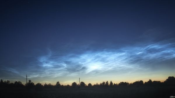 Noctilucent clouds - Astrophotography