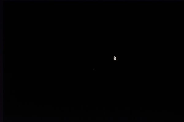 Close Approach of the Moon and Jupiter - Astrophotography