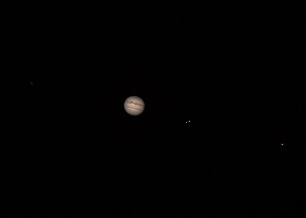 Jupiter with its moons - Astrophotography