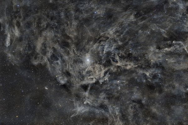 Polar Star and surrounding dust clouds - Astrophotography