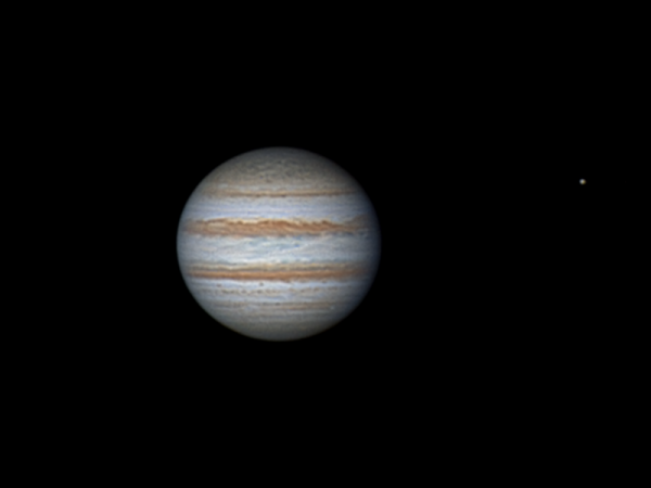 Jupiter and Europa (04:10) - Astrophotography