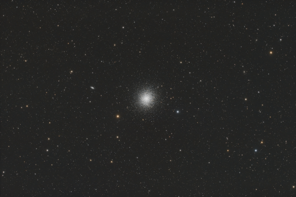 M13 - The Great Globular Cluster in Hercules - Astrophotography