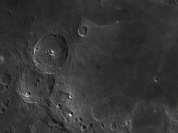 Theophilus  (26 feb 2015, 19:43) - Astrophotography