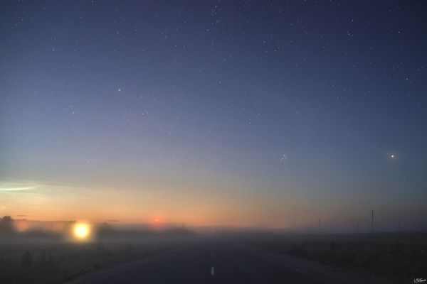 A summer night road... - Astrophotography