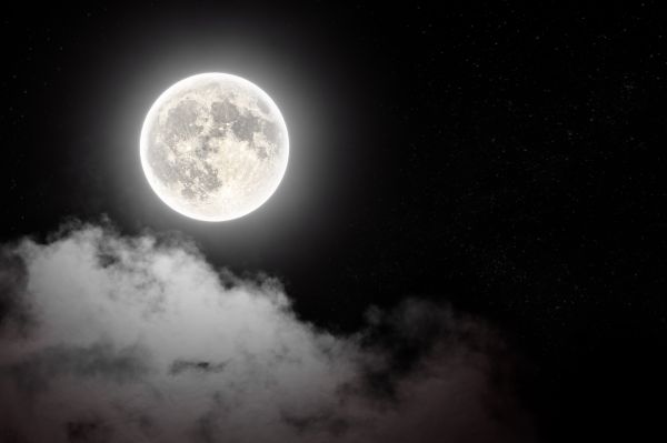 HDR full Moon - Astrophotography