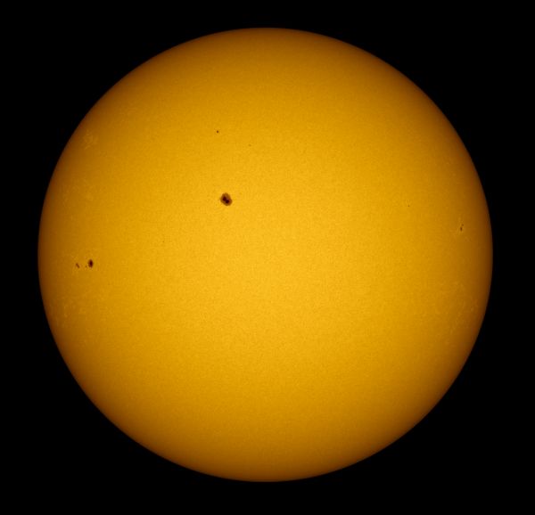 Sun on April 8 - Astrophotography