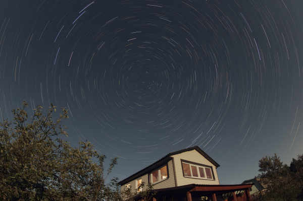 A cottage under the celestial pole :) - Astrophotography