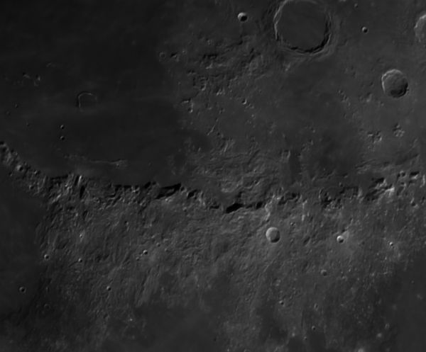 Apennines 2019-12-06 - Astrophotography