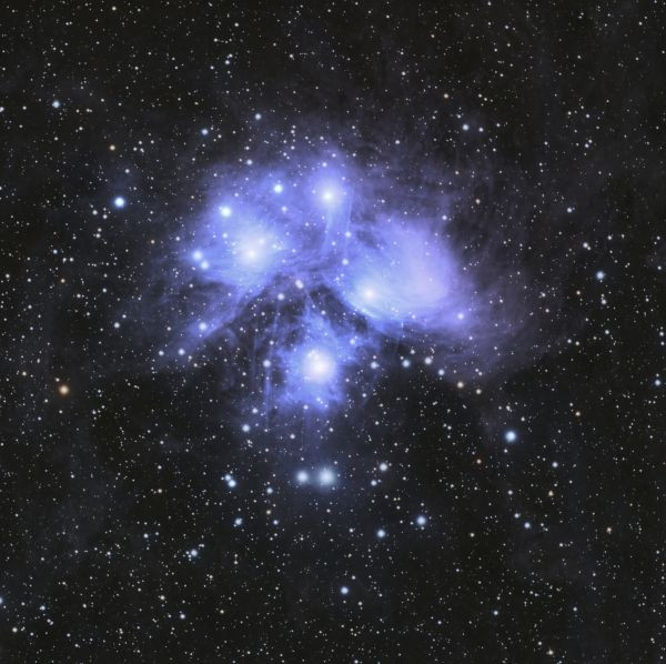 M45 Pleiades nebula - Astrophotography