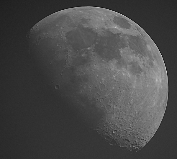 Waxing Moon in the Daytime Sky 19.06.21 - IR Filter - Astrophotography