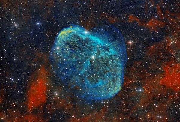 NGC 6888 (LBN 203, Crescent Nebula) in SHO - Astrophotography
