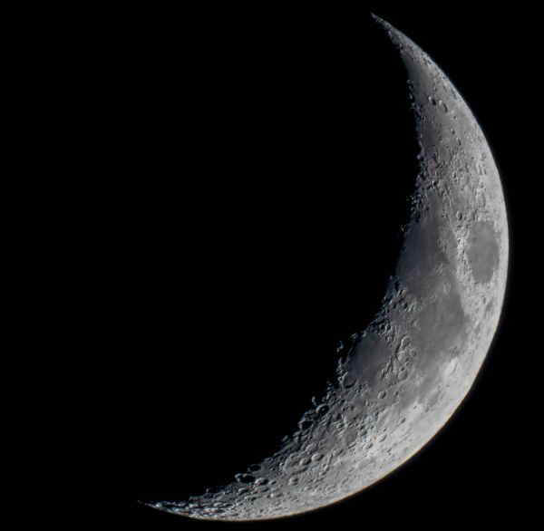 My first photo of our natural satellite - Astrophotography