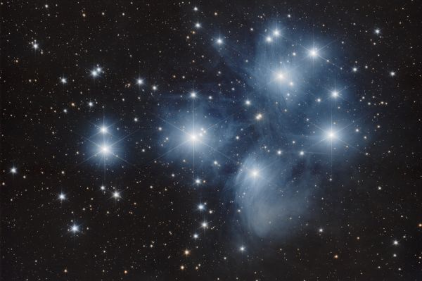 M45. The Pleiades in James Webb style - Astrophotography
