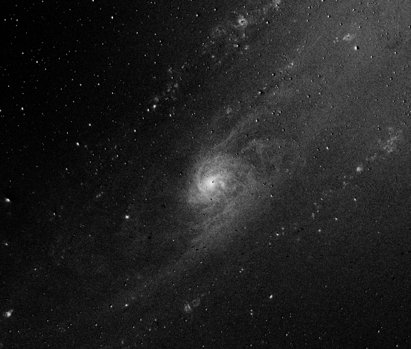 The core of the Andromeda Galaxy, M31, in Hydrogen-alpha and Blue light. - Astrophotography