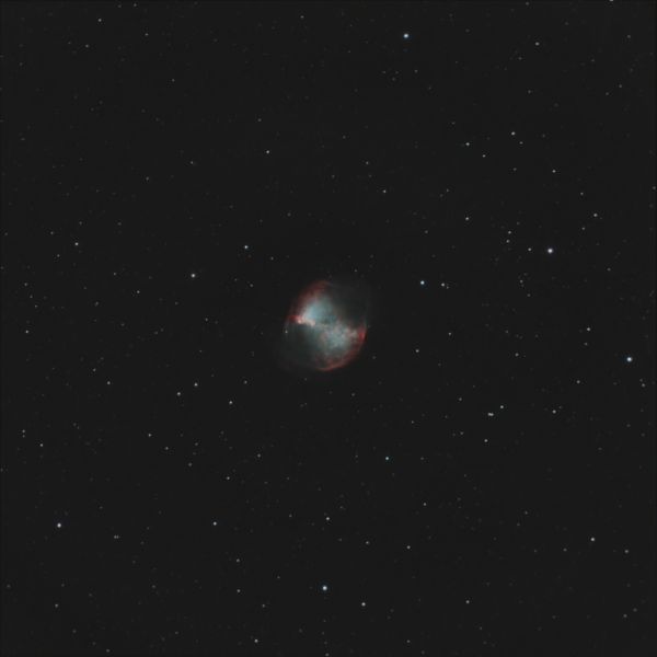 M27 Dumbbell Nebula from a balcony in Moscow - Astrophotography
