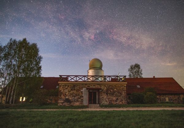 Milky Way & lielzeltiņu observatorija - Astrophotography