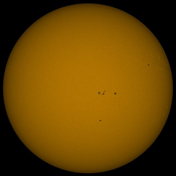 Sun in continuum 27.04 - Astrophotography