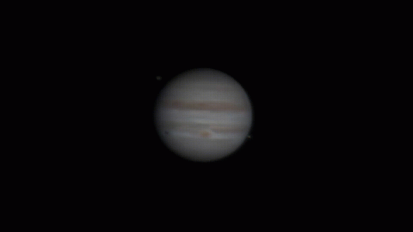 Animation of Jupiter's rotation over 40 minutes from 12 frames - Astrophotography