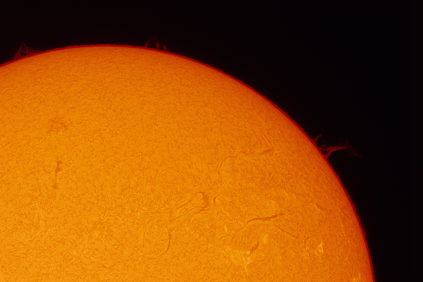 Animation of prominence dynamics over 1 hour 39 minutes and 45 minutes No.2 - Astrophotography