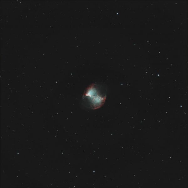M27 Dumbbell Nebula from a balcony in Moscow - Astrophotography