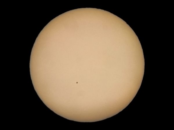 First photo of the Sun - Astrophotography